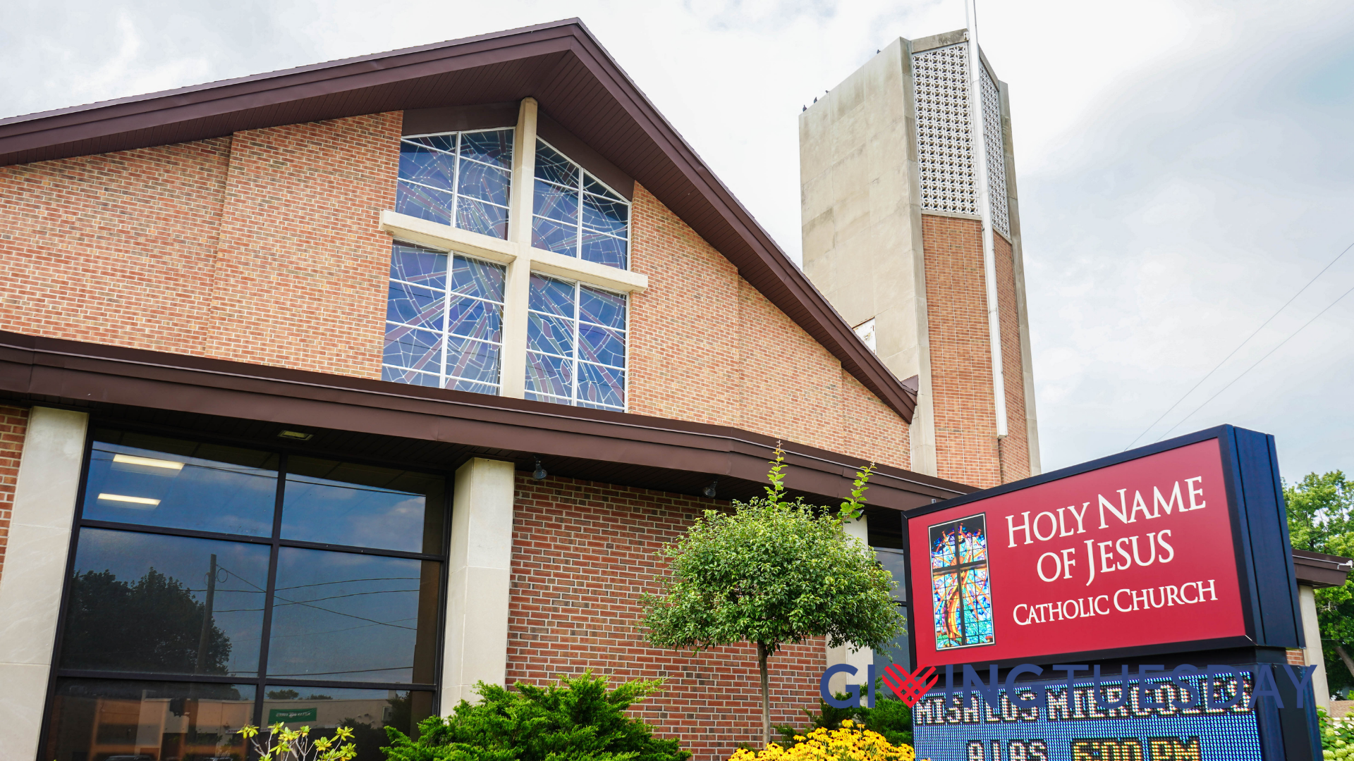 GT2025-2951 Holy Name of Jesus